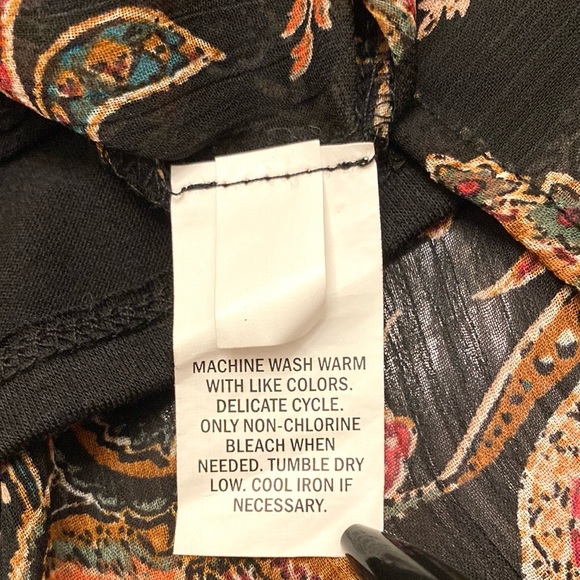 Ophelia Roe Black Red Green Floral Smocked Balloon Sleeve Ruffled Hem Top SZ 3X - Picture 15 of 15